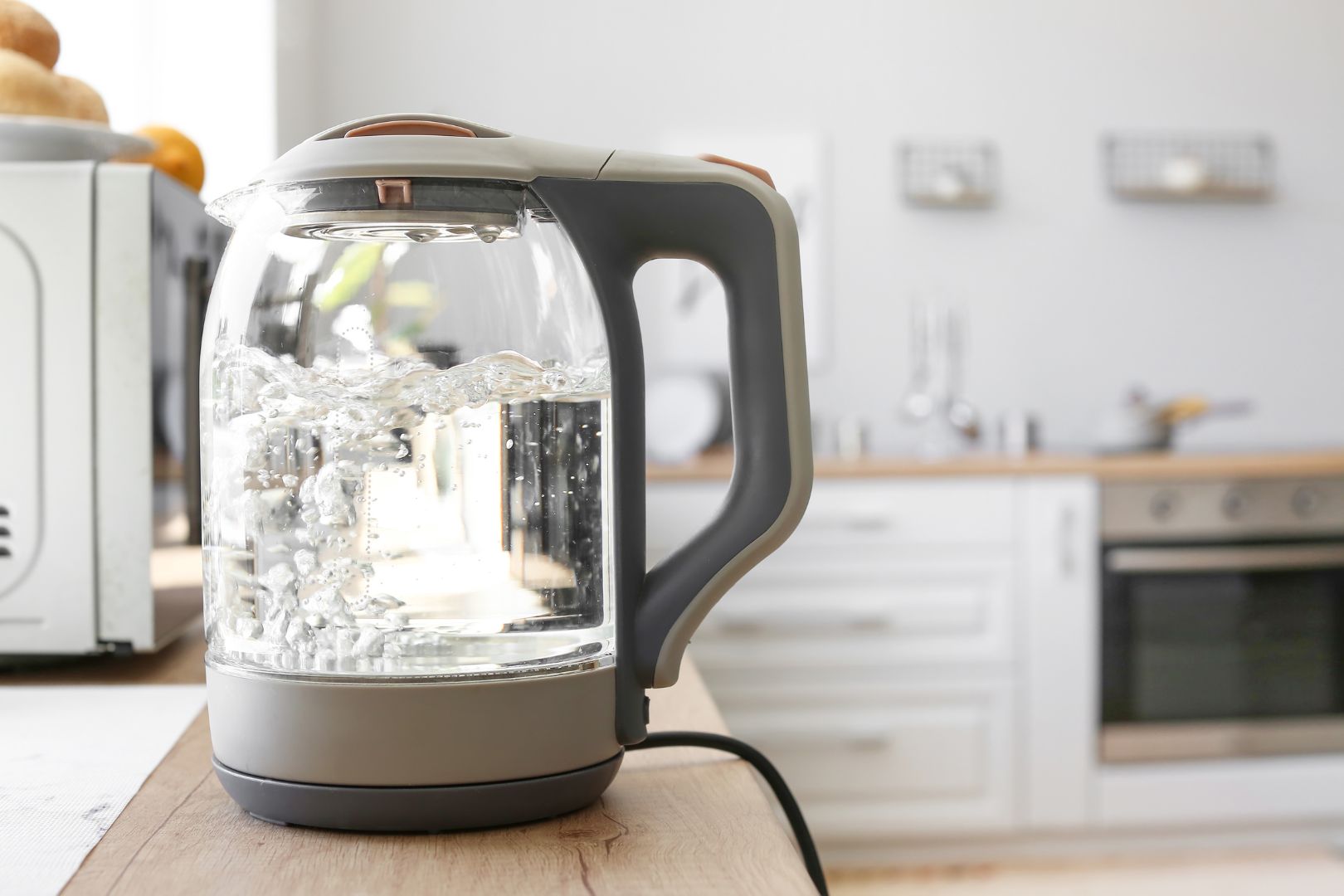 Chaleira Eletrica Inox ou Vidro Qual a Melhor Escolha para Sua Cozinha